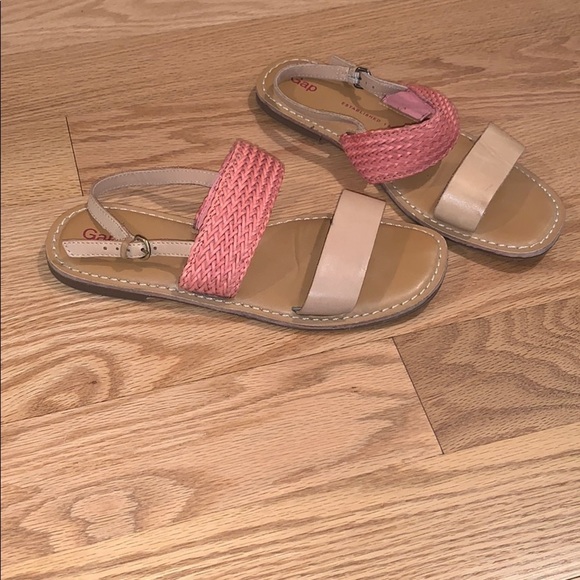 GAP Shoes - Gap sandals